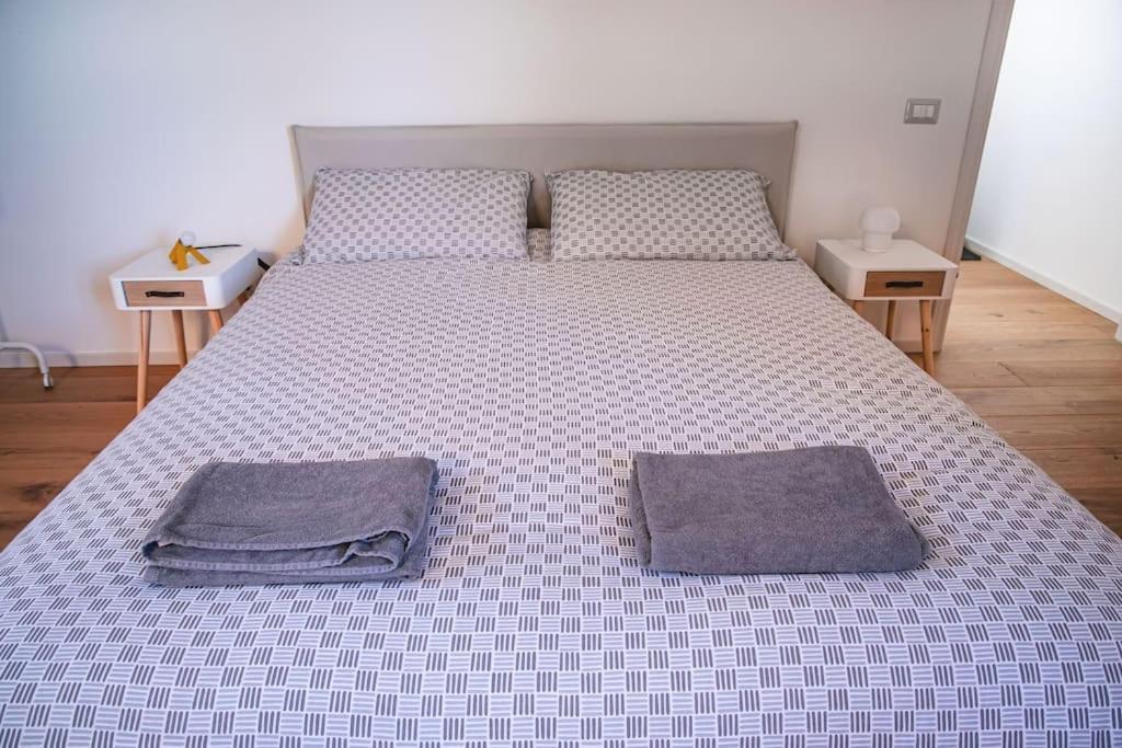 דירות רקאנטי A Casa Di Silvia מראה חיצוני תמונה